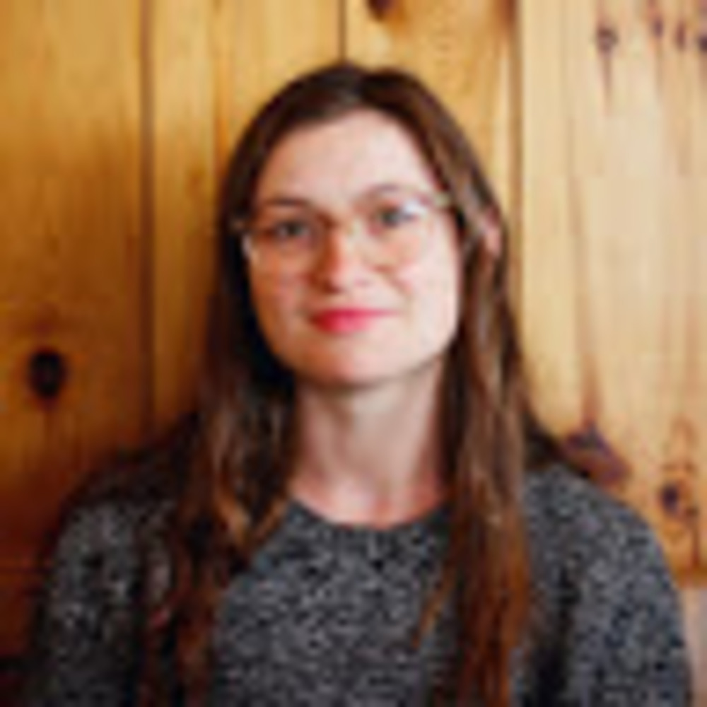 Meet your Posher, Jade